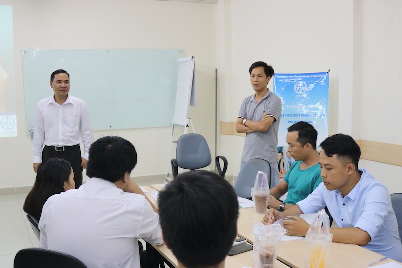 Dao-tao-agile-project-management-cho-the-gioi-di-dong3